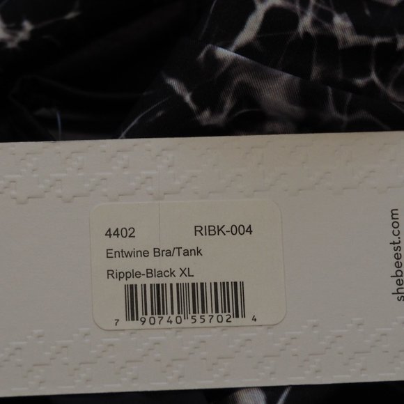 Shebeest Entwine Tank Tops with attached bra - Yoga, cycling, Running - NWT - Picture 5 of 7